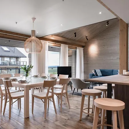 Golden Kero Peak Penthouse By Hilla Appartement
